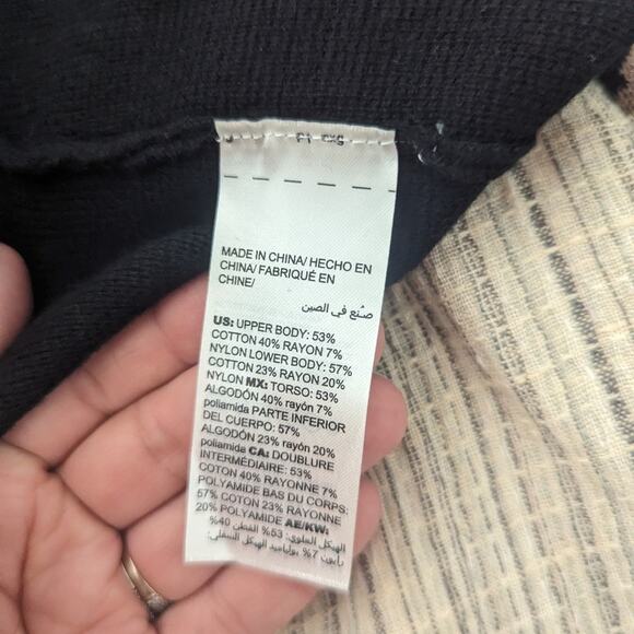 Chico's Black Tan Leopard Convertible Cardigan 1 = 8 Medium TWO LENGTHS Zipper - Picture 2 of 9